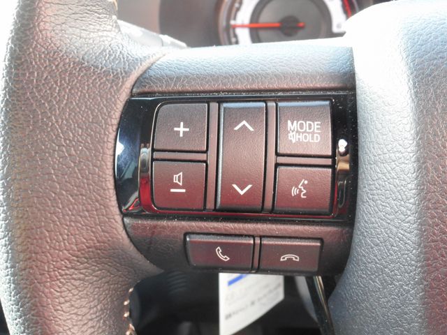 TOYOTA HILUX 4WD 2020