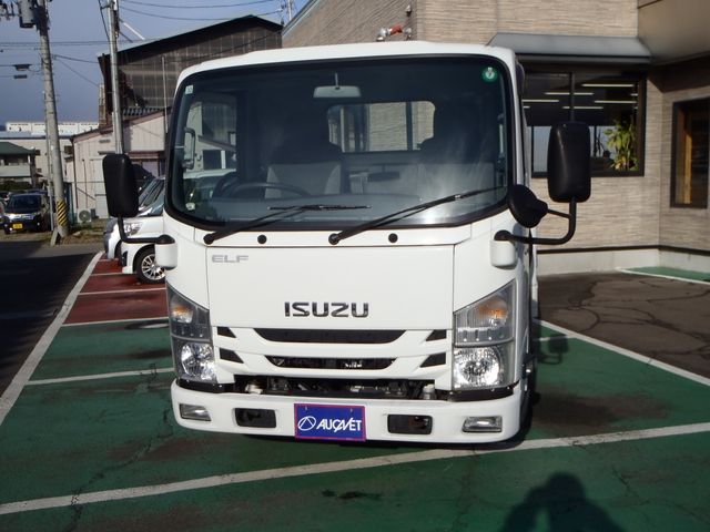 ISUZU ELF 2017