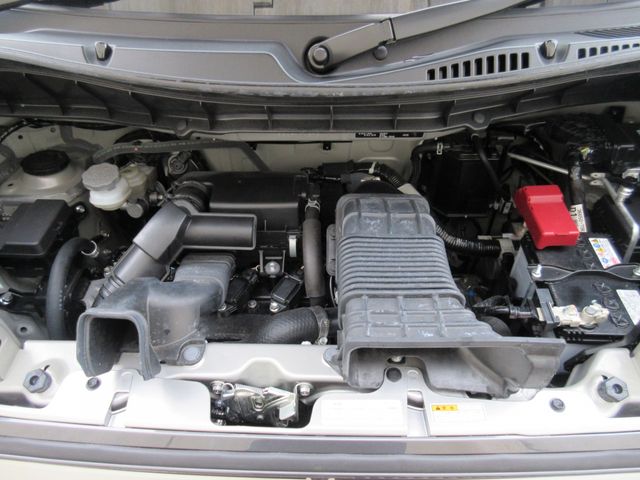 SUZUKI Spacia GEAR 2023