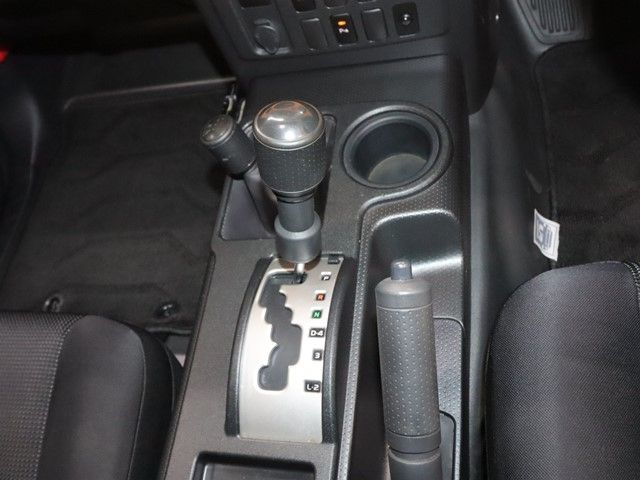 TOYOTA FJ CRUISER 4WD 2012