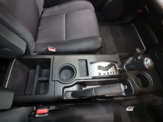 TOYOTA FJ CRUISER 4WD 2012