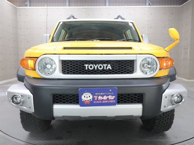 TOYOTA FJ CRUISER 4WD 2012