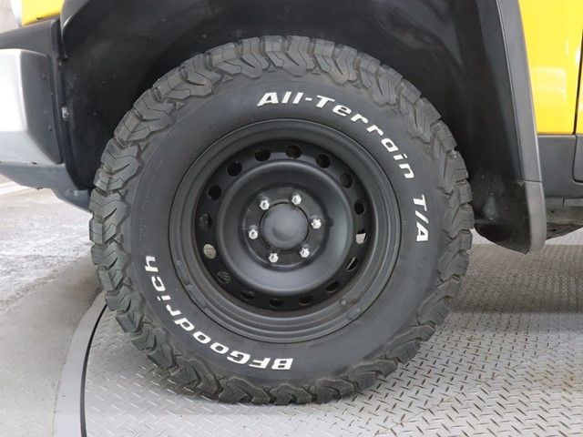 TOYOTA FJ CRUISER 4WD 2012