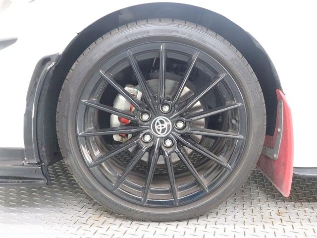 TOYOTA GR YARIS 2021