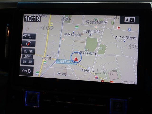 TOYOTA VELLFIRE 2015