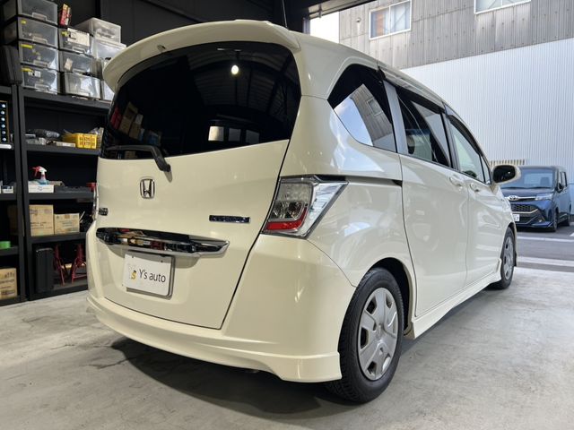 HONDA FREED HYBRID 2012