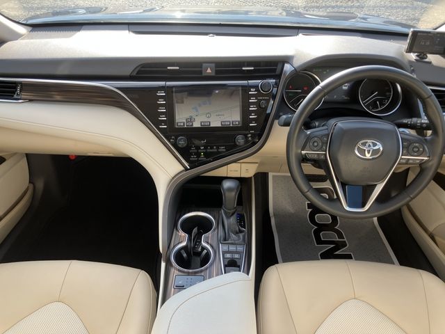 TOYOTA CAMRY HYBRID 2018
