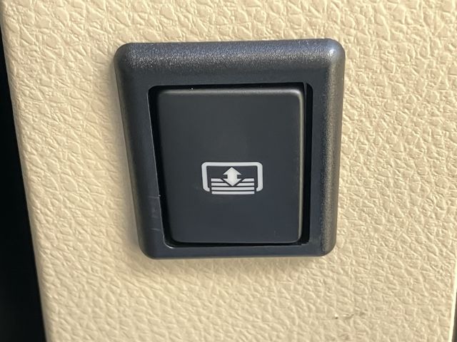 TOYOTA CAMRY HYBRID 2018