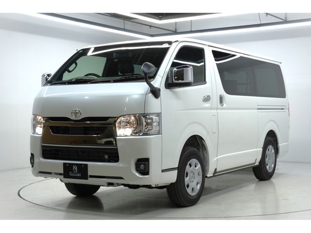 TOYOTA HIACE van 4WD 2025