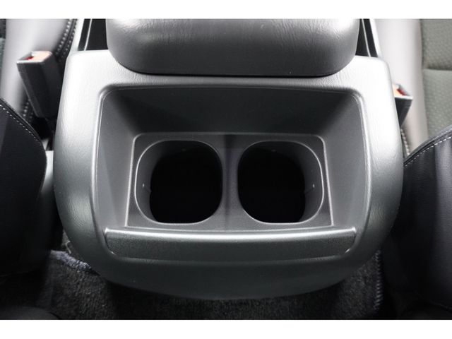 TOYOTA HIACE van 4WD 2025