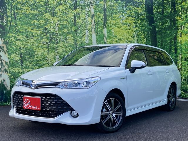 TOYOTA COROLLA FIELDER HYBRID 2015
