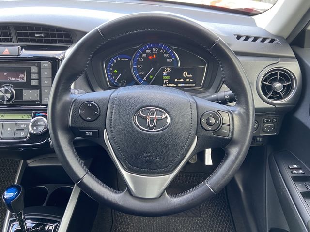 TOYOTA COROLLA FIELDER HYBRID 2015