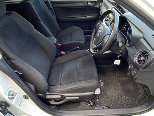 TOYOTA COROLLA FIELDER HYBRID 2015