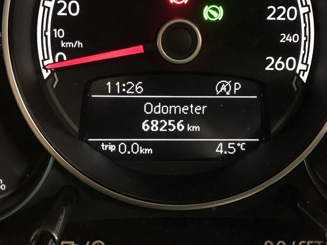 VOLKSWAGEN VOLKSWAGEN The BEETLE 2018