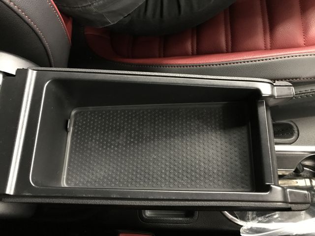 VOLKSWAGEN VOLKSWAGEN The BEETLE 2018