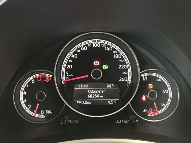 VOLKSWAGEN VOLKSWAGEN The BEETLE 2018