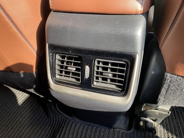 TOYOTA HARRIER HYBRID 2019