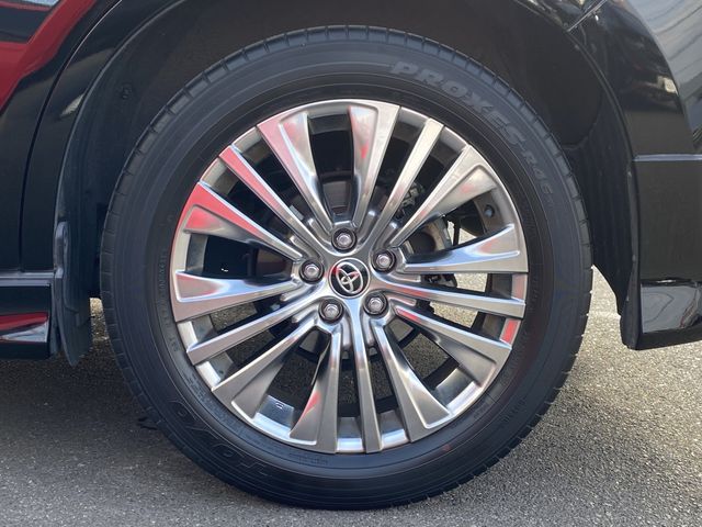 TOYOTA HARRIER HYBRID 2019