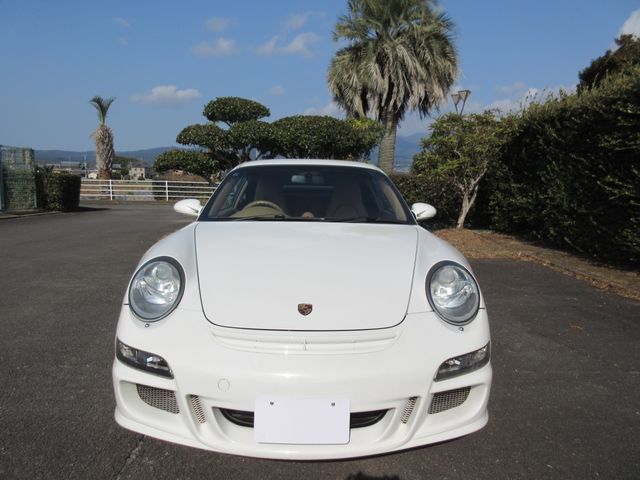 PORSCHE PORSCHE 911 2005