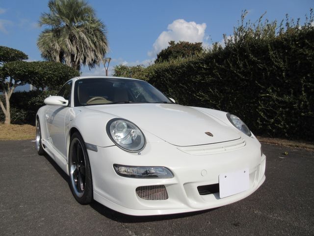 PORSCHE PORSCHE 911 2005