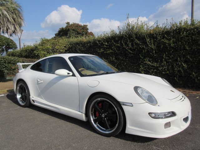 PORSCHE PORSCHE 911 2005