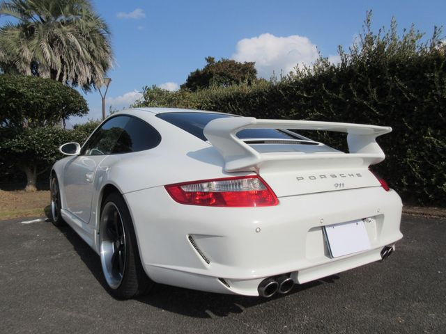 PORSCHE PORSCHE 911 2005