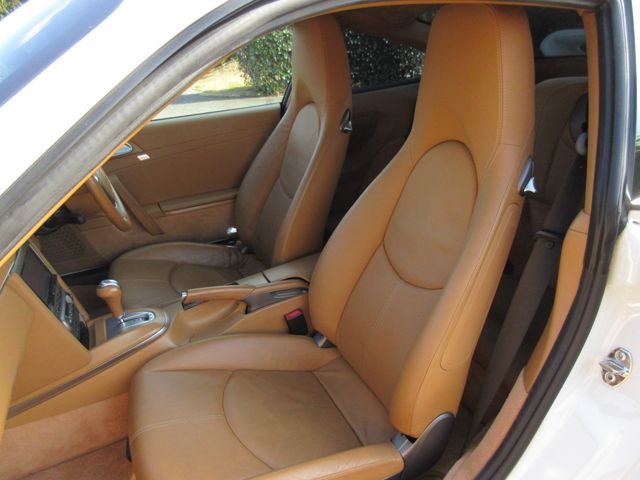 PORSCHE PORSCHE 911 2005