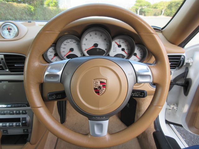 PORSCHE PORSCHE 911 2005