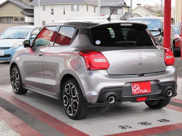 SUZUKI SWIFT 2019