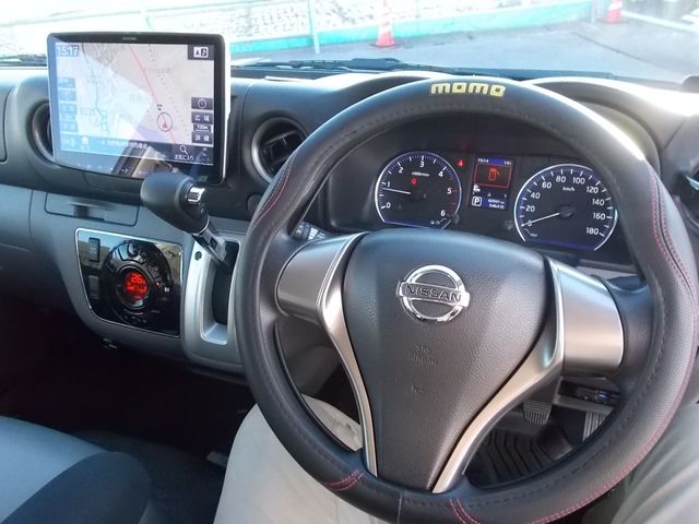 NISSAN NV350 CARAVAN 4WD 2019