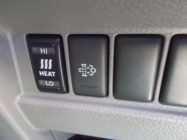 NISSAN NV350 CARAVAN 4WD 2019