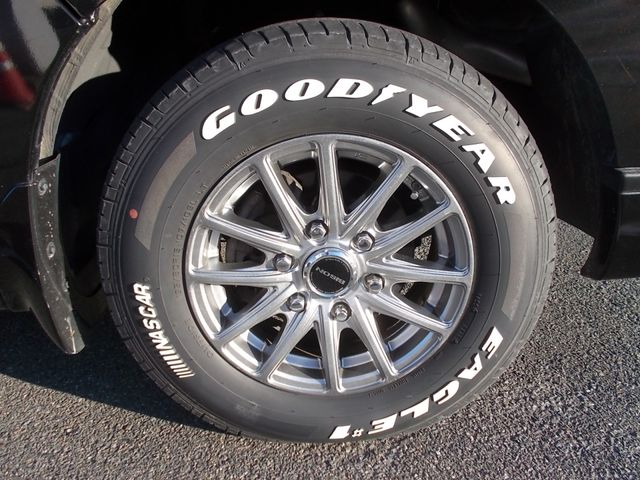 NISSAN NV350 CARAVAN 4WD 2019