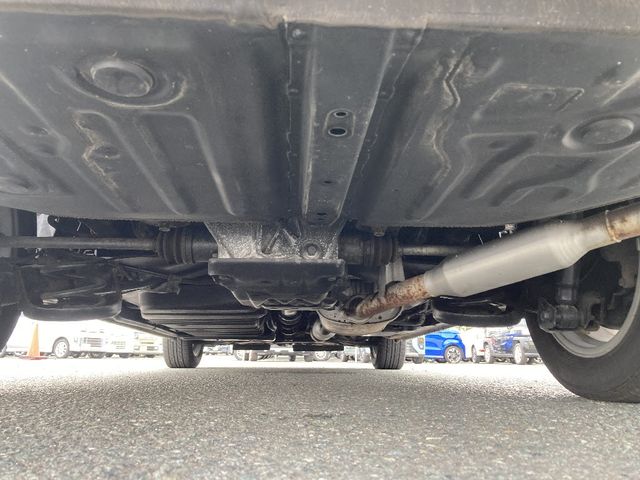 TOYOTA VOXY 4WD 2014