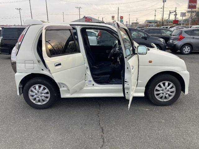 DAIHATSU TERIOS KID 4WD 2010