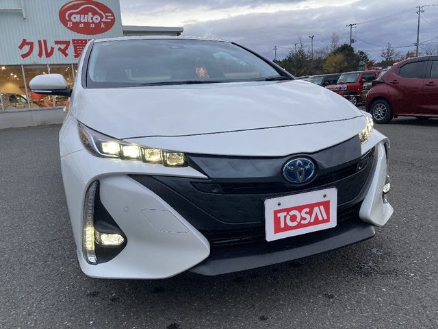 TOYOTA PRIUS PHV 2020