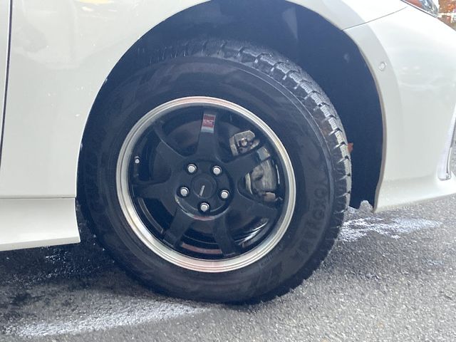 TOYOTA PRIUS PHV 2020