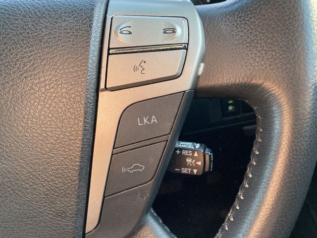 TOYOTA ALPHARD hybrid 4WD 2013