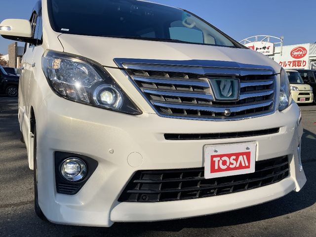 TOYOTA ALPHARD hybrid 4WD 2013