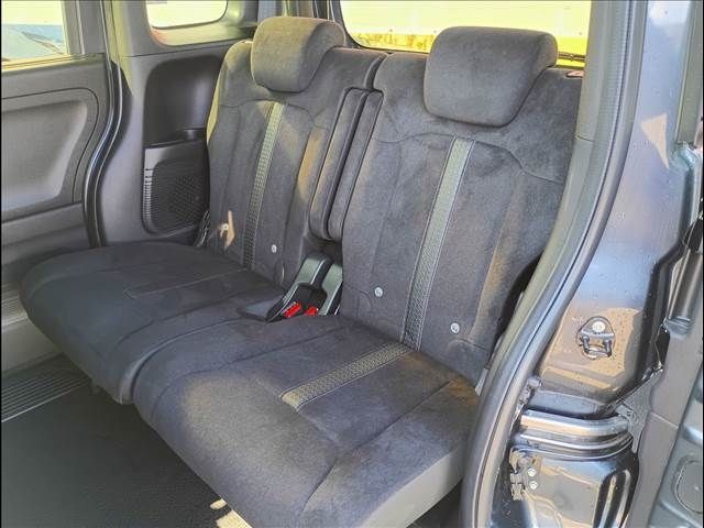 HONDA N BOX CUSTOM 4WD 2023