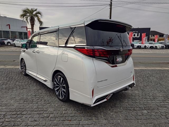 TOYOTA ALPHARD hybrid 2023