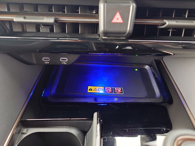 TOYOTA ALPHARD hybrid 2023