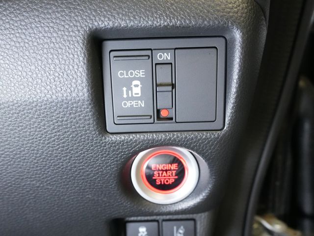 HONDA N BOX CUSTOM 2020