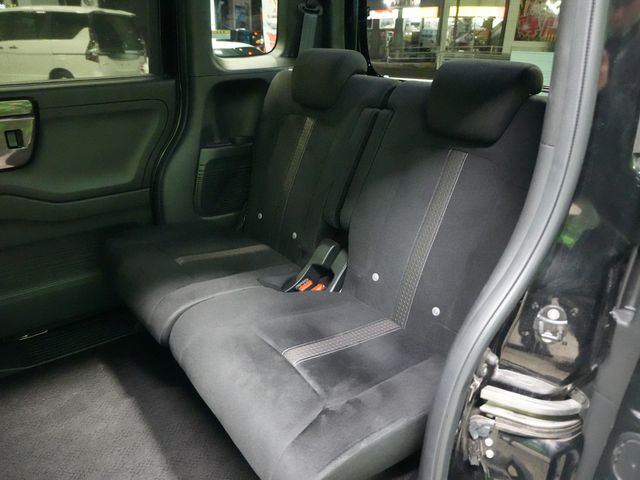 HONDA N BOX CUSTOM 2020