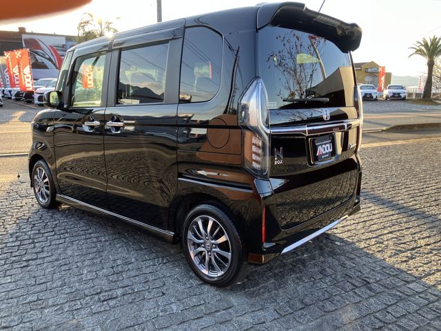HONDA N BOX CUSTOM 2023