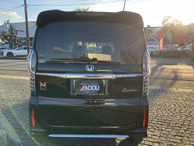 HONDA N BOX CUSTOM 2023