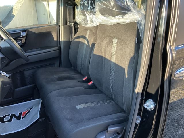 HONDA N BOX CUSTOM 2023