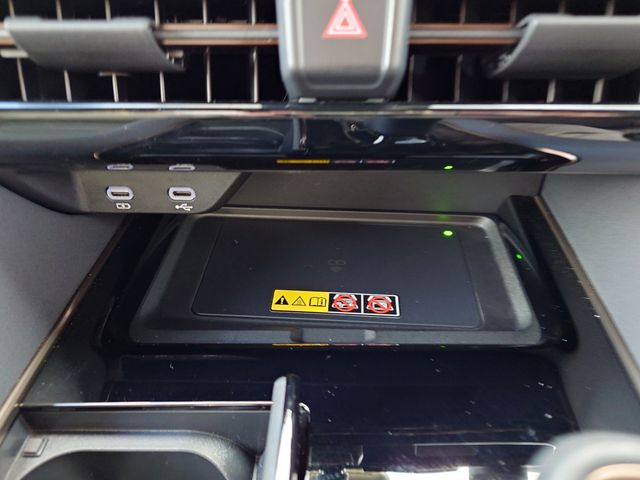 TOYOTA ALPHARD hybrid 2023