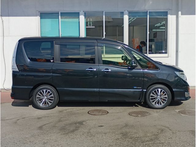 NISSAN SERENA  S-HYBRID 2015