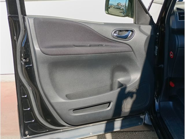 NISSAN SERENA  S-HYBRID 2015