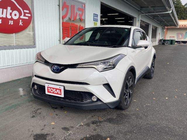 TOYOTA C-HR 2017